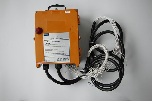 Why Does the Industrial Sector Need Wireless Crane Remote Control?